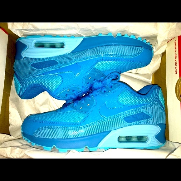 Nike Air max shoes - Picture 4 of 5